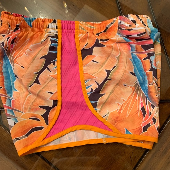 Nike dry fit shorts - Picture 3 of 5